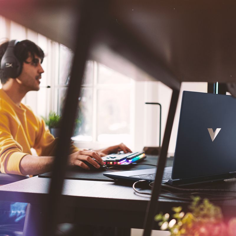 PORTATIL GAMING HP VICTUS 15 CORE I7-13620H ,16GB DDR4, 512GB SSD, RTX 4050 6GB, 15.6" FHD, FREEDOS - Imagen 8 de 12