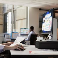 Miniatura 4 de DESKTOP PC HP PRO SFF 400 G9 - INTEL CORE I5 12TH GEN I5-12500 - 16 GB - 512 GB SSD - SMALL FORM FACTOR - INTEL Q670 CHIP - WINDOWS 11 PRO - INTEL UHD