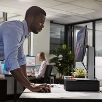 Miniatura 5 de DESKTOP PC HP PRO SFF 400 G9 - INTEL CORE I5 14TH GEN I5-14500 - 16 GB - 512 GB SSD - SMALL FORM FACTOR - JACK BLACK - INTEL Q670 CHIP - WINDOWS 11 PR